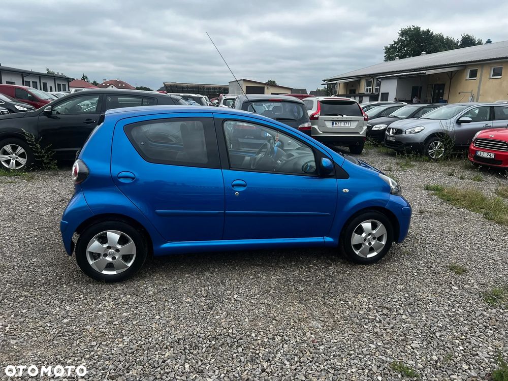 Toyota Aygo - 11