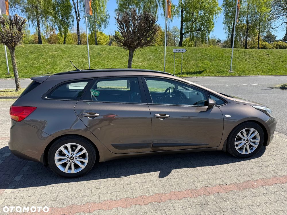 Kia Ceed 1.6 CRDi M - 9