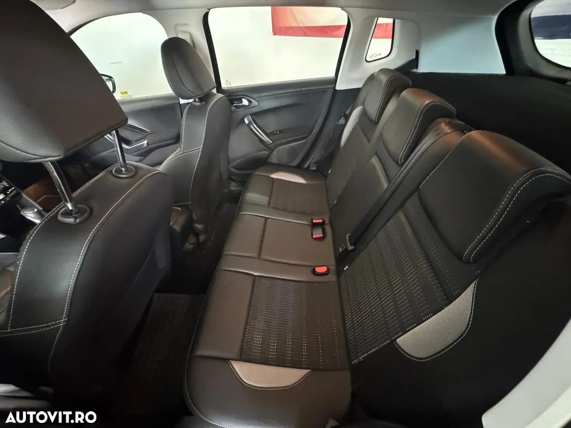 Peugeot 2008 PureTech 110 Stop&Start EAT6 Allure - 18