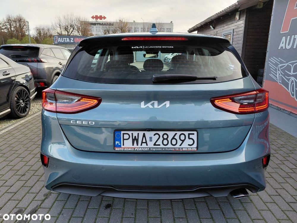 Kia Ceed - 7