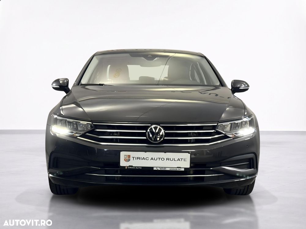Volkswagen Passat - 9