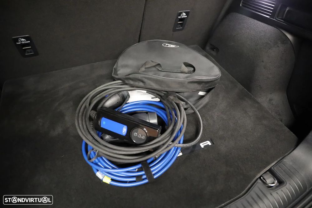 Ford Kuga 2.5 PHEV ST-Line X - 15