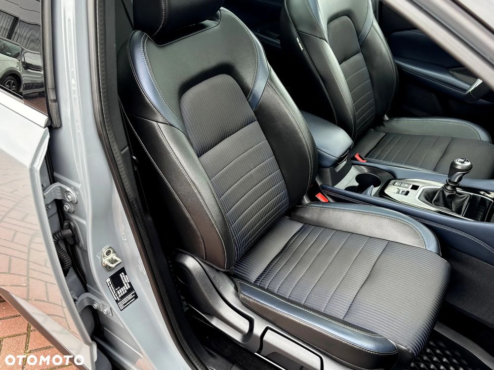 Nissan Qashqai 1.3 DIG-T mHEV Premiere Edition - 18