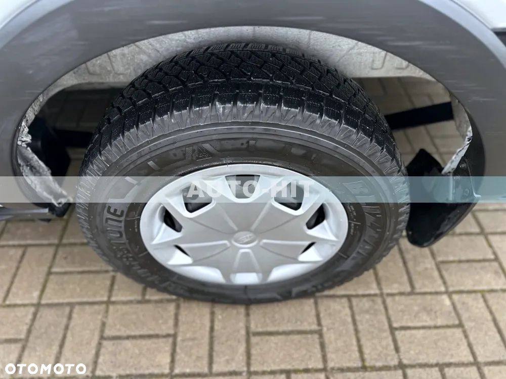 Ford Transit - 24