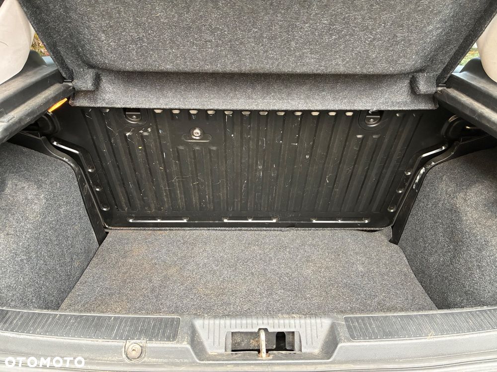 Fiat Punto 1.2 8V - 22