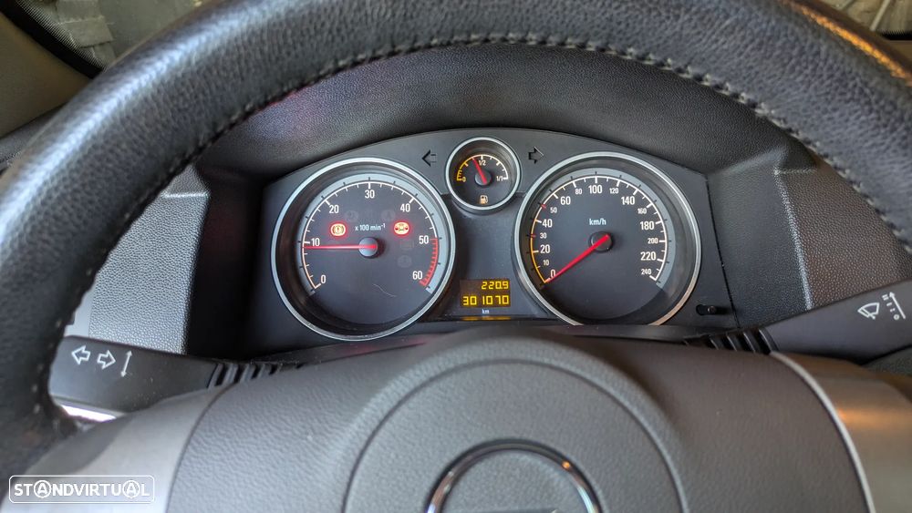 Opel Astra 1.3 CDTI Enjoy EcoFLEX - 8