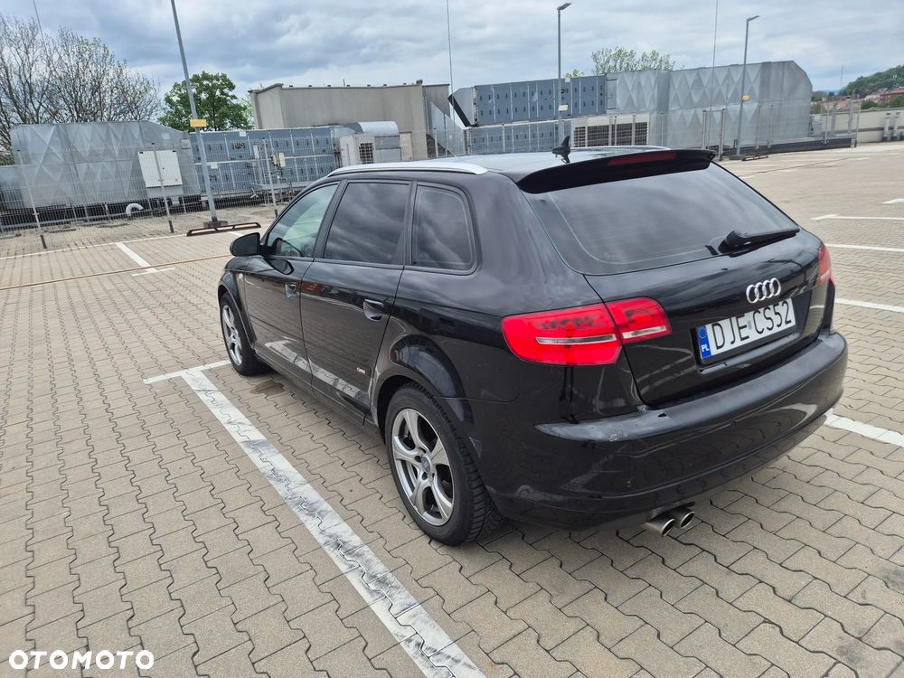Audi A3 Sportback 2.0 TDI DPF (DSG) S tronic S line Sportpaket plus - 3