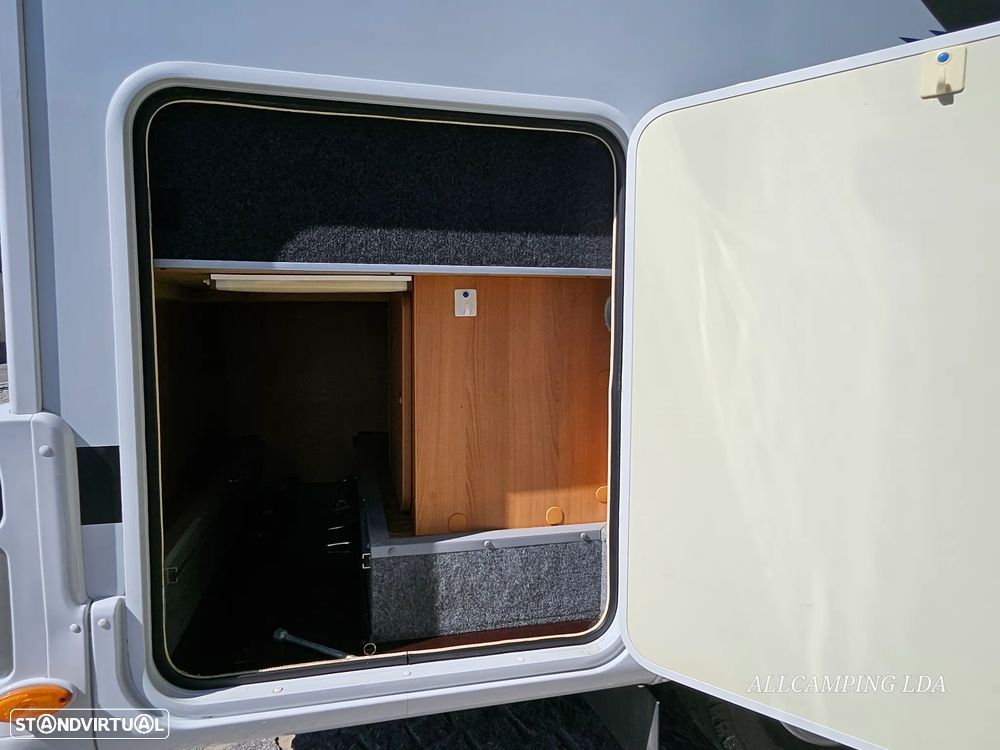 Dethleffs Globebus 5.99M CAMA TRANSVERSAL - 56