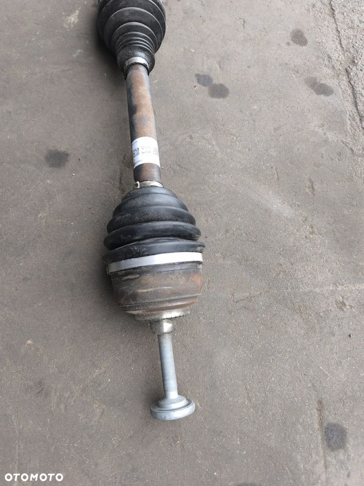 Półoś prawa przód Mercedes-Benz Sprinter w910 a9103301100 2018-2025 - 2