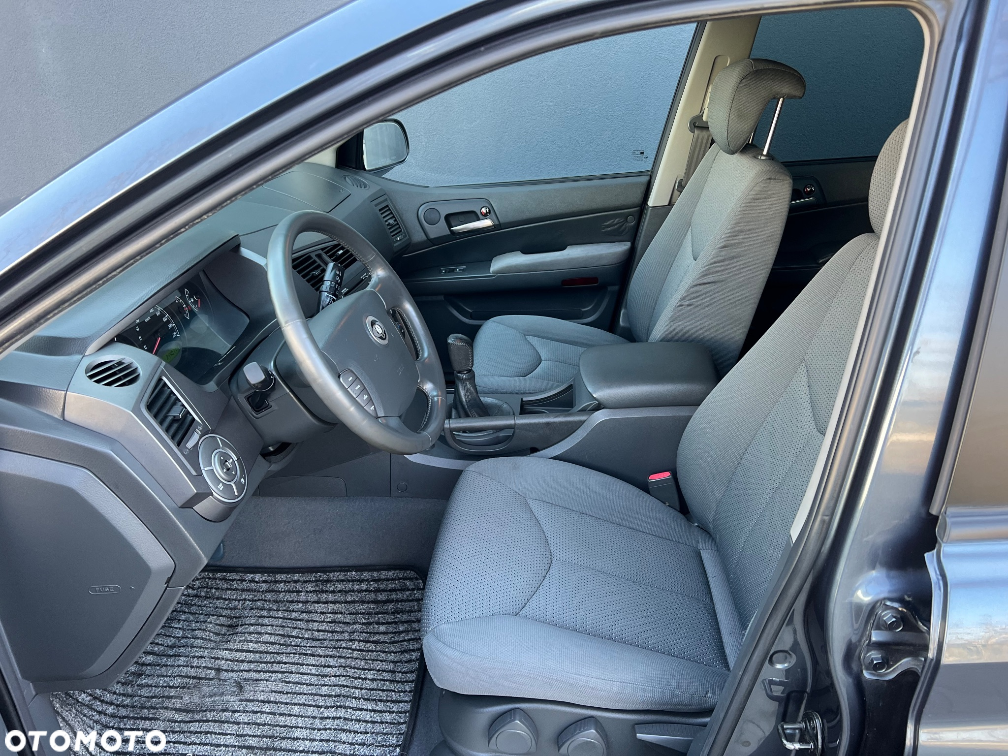 SsangYong/KGM Kyron 200 Xdi Elegance + - 6