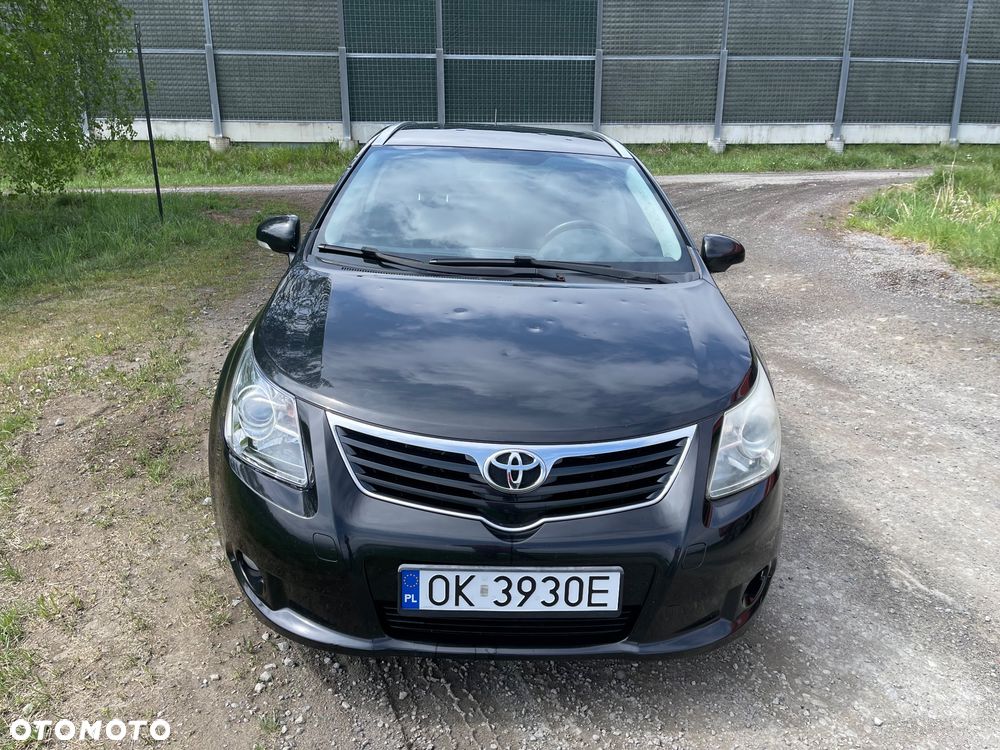 Toyota Avensis 2.2 D-4D Sol Plus NAVI - 2