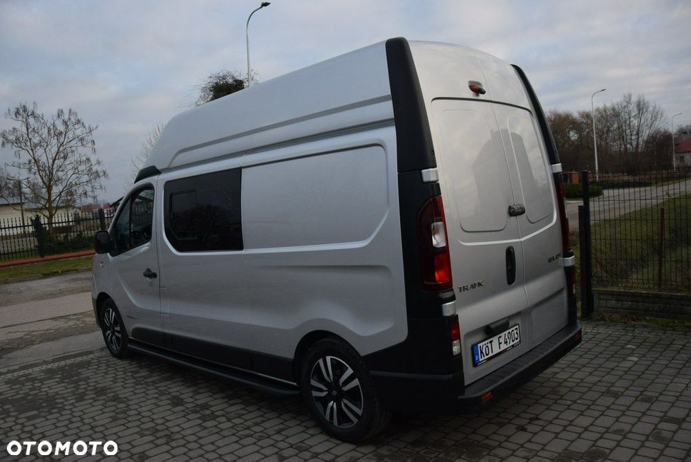 Renault Trafic - 13