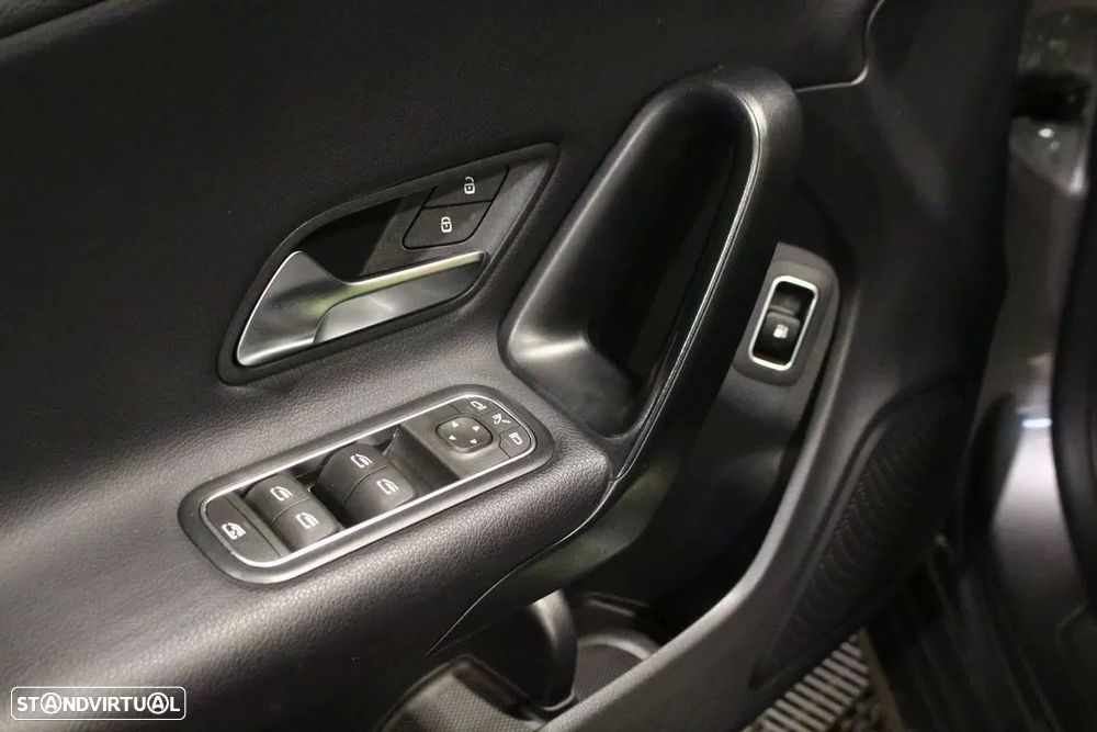 Mercedes-Benz CLA 250 e Progressive - 21