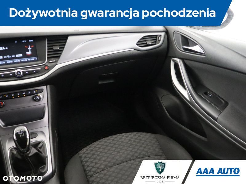Opel Astra - 10