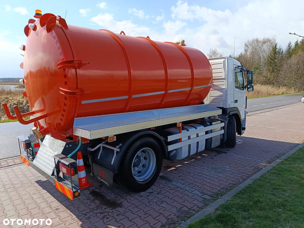Volvo FM 330 - 3