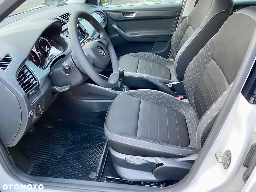 Skoda Fabia 1.0 Ambition - 23