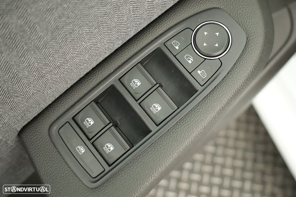 Renault Clio 1.0 TCe Techno - 21