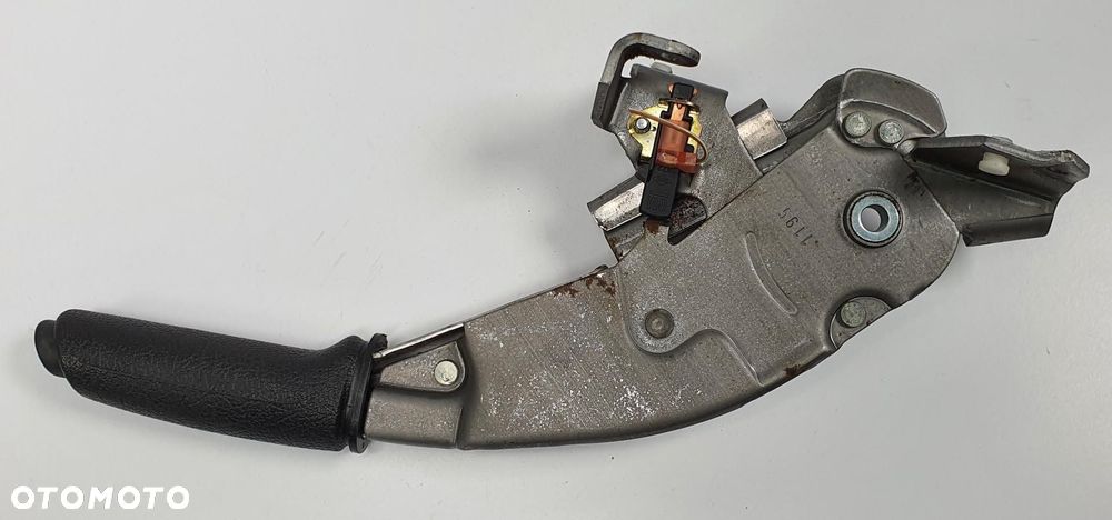 RĄCZKA DŹWIGNIA HAMULCA RĘCZNEGO OPEL ASTRA II G - 2
