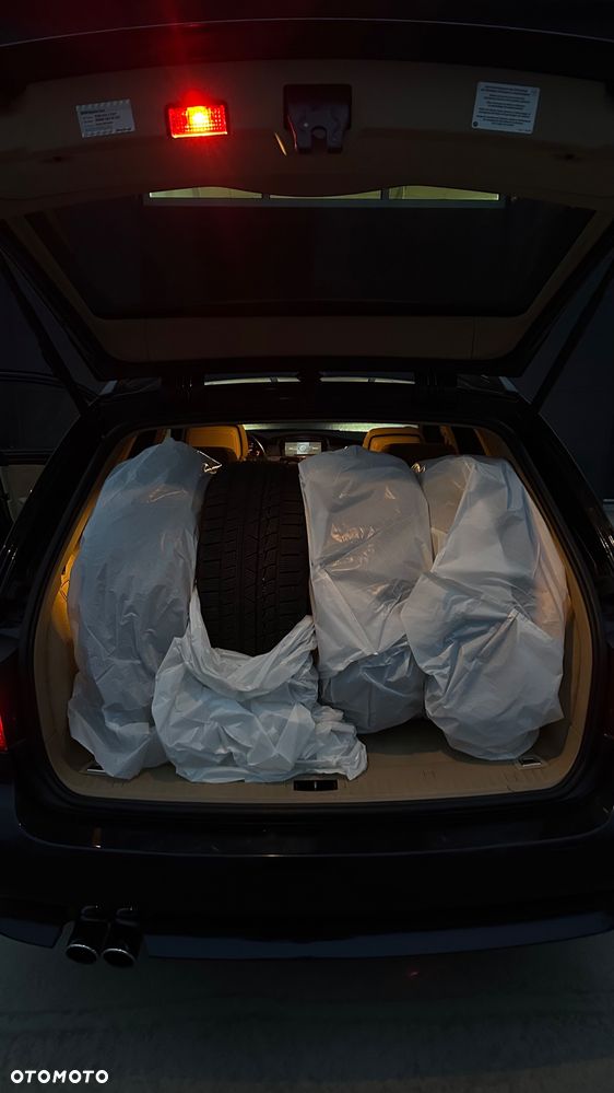 BMW Seria 5 535d Sport-Aut - 39