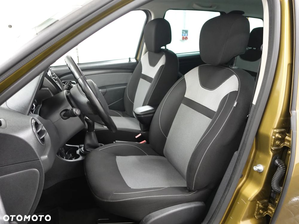 Dacia Duster SCe 115 4x2 Laureate - 21