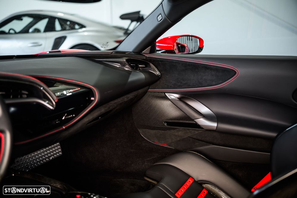 Ferrari SF90 Stradale - 34