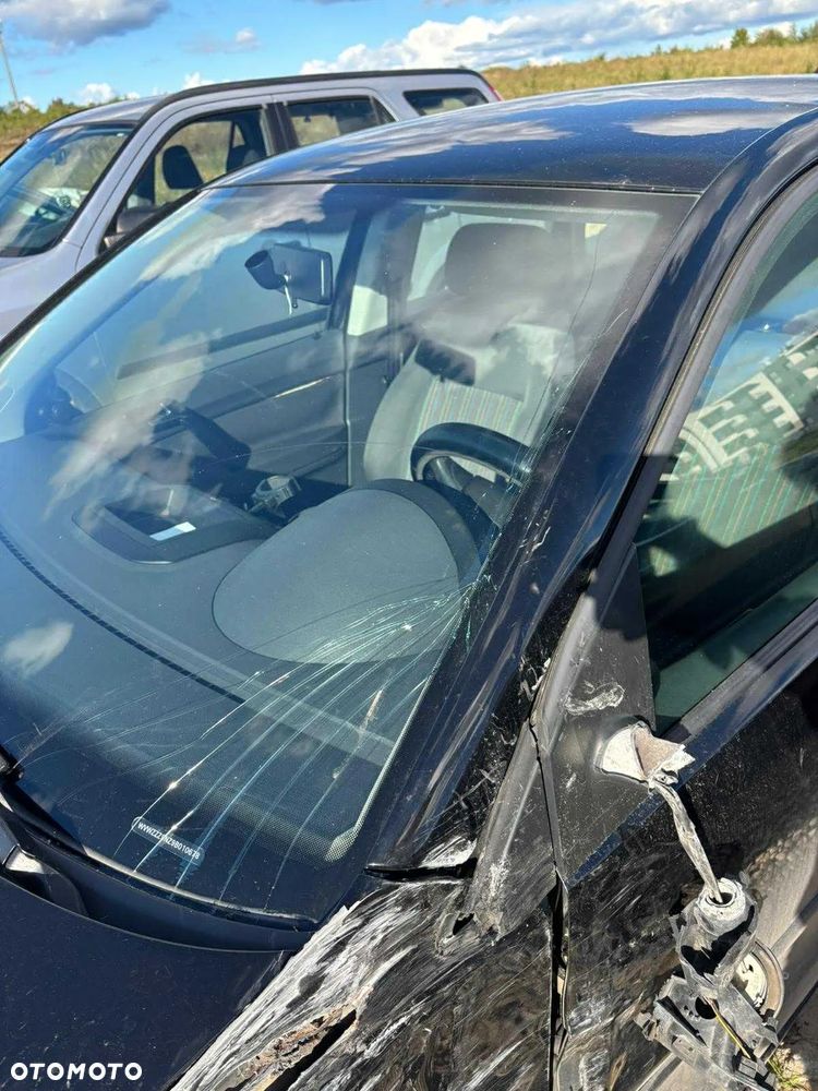 Volkswagen Polo - 4