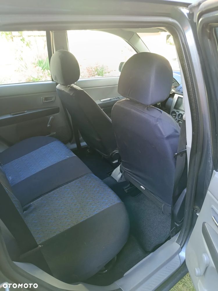 Mazda 2 - 14