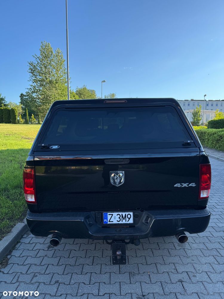 Dodge RAM 5.7 4x4 - 8