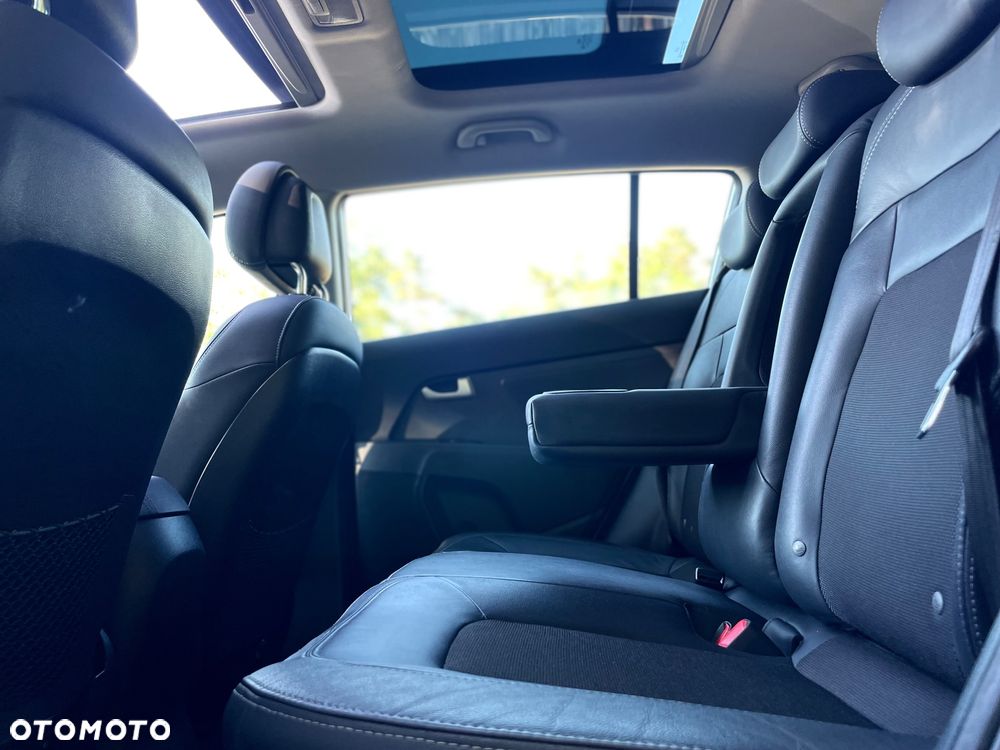 Kia Sportage 1.6 GDI 2WD ISG Dream-Team Edition - 13