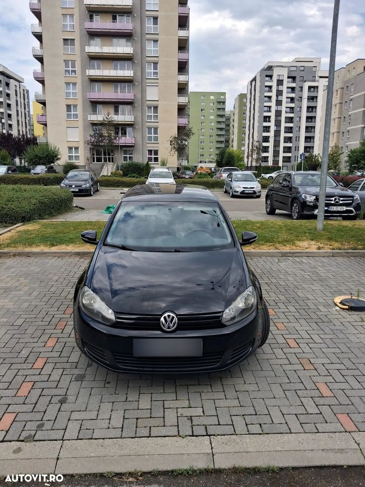 Volkswagen Golf - 2