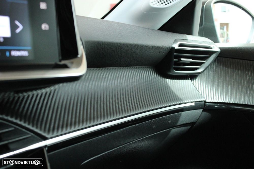 Peugeot e-208 50 kWh Allure - 6