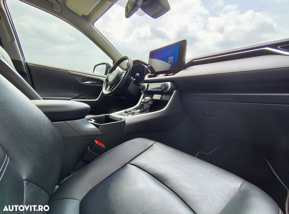 Toyota RAV4 2.5 VVT-iE 4x4 Luxury - 6