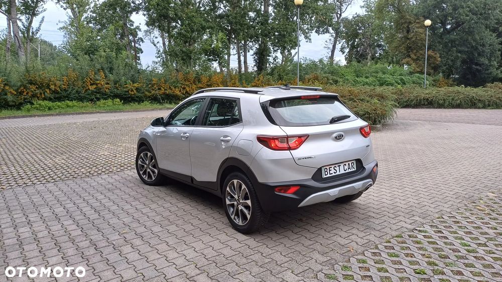 Kia Stonic 1.6 CRDi SCR L - 4