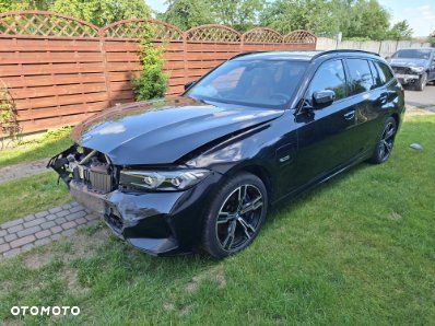 BMW Seria 3 330e PHEV M Sport sport - 3