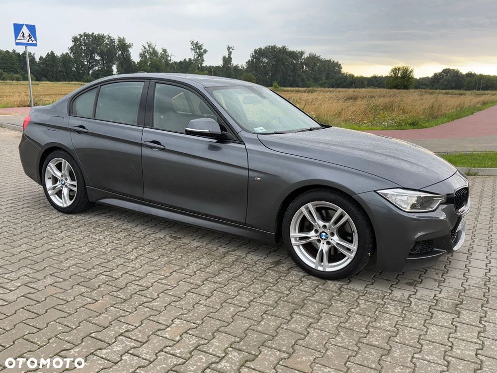 BMW Seria 3 328i Sport-Aut Sport Line - 9