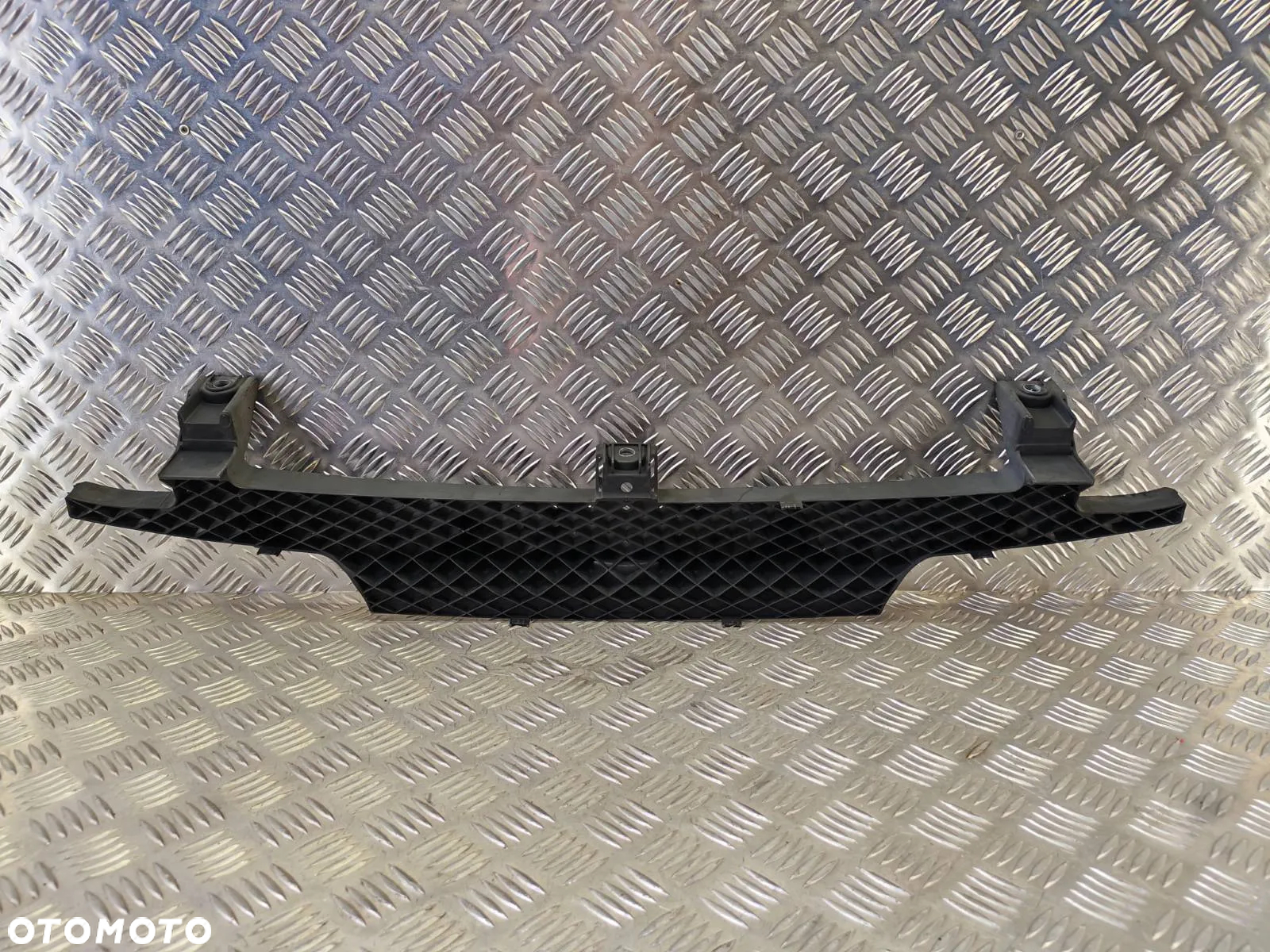 VW TOUAREG II 7P LIFT 10-15R SLIZG MOCOWANIE UCHWYT ZDERZAKA GRILLA PRZOD 7P6807200 - 4