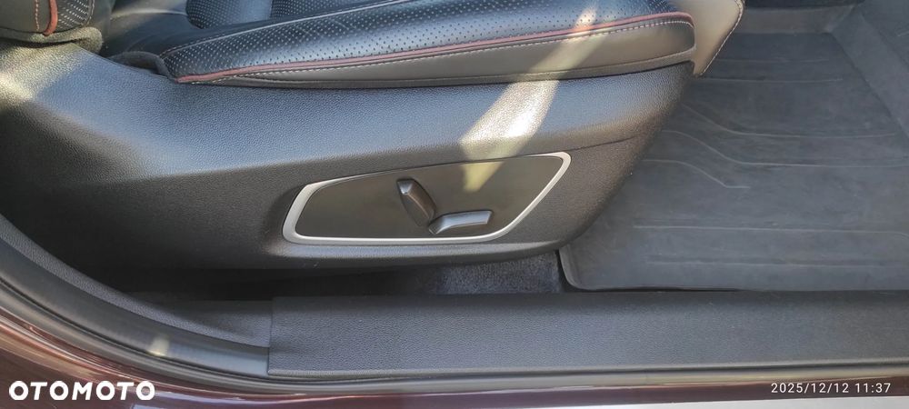 Renault Koleos 2.0 Blue dCi Initiale Paris 4x4 X-Tronic - 16