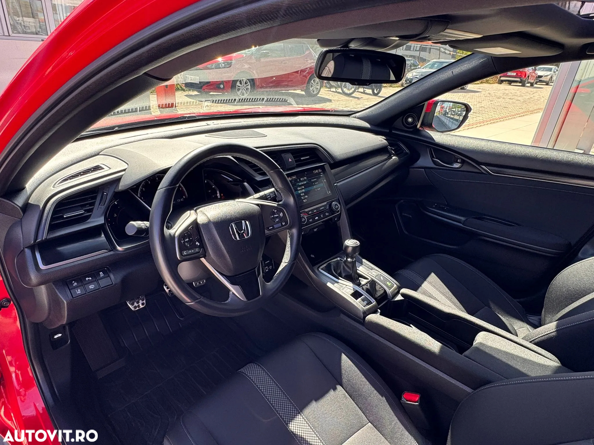 Honda Civic 1.5 VTEC Turbo Sport Plus - 16