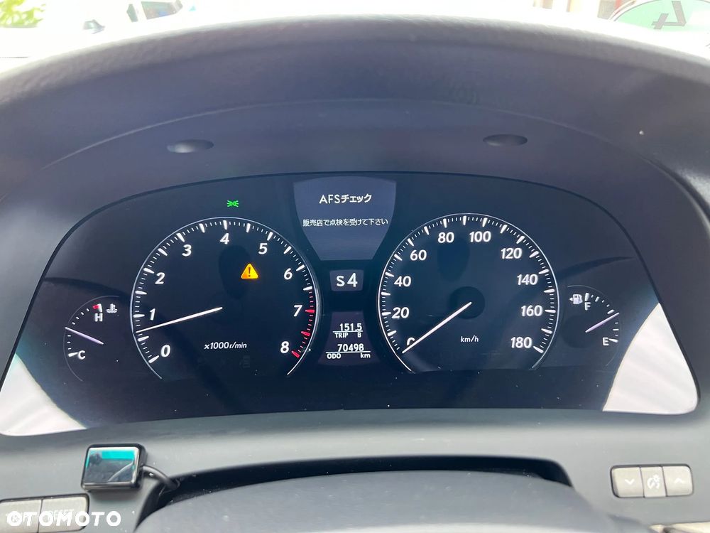 Lexus LS - 29