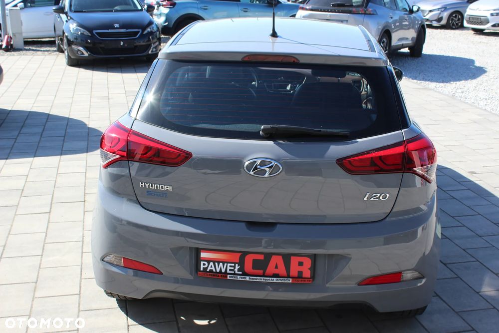 Hyundai i20 blue 1.2 Classic - 8