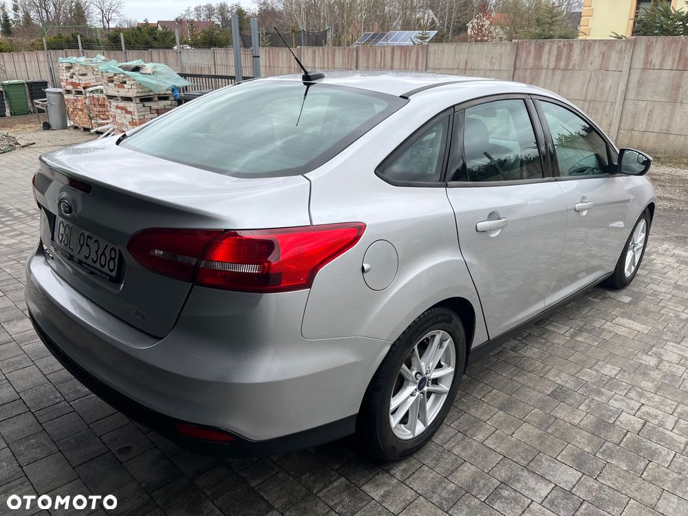 Ford Focus ver-2-0-trend - 29