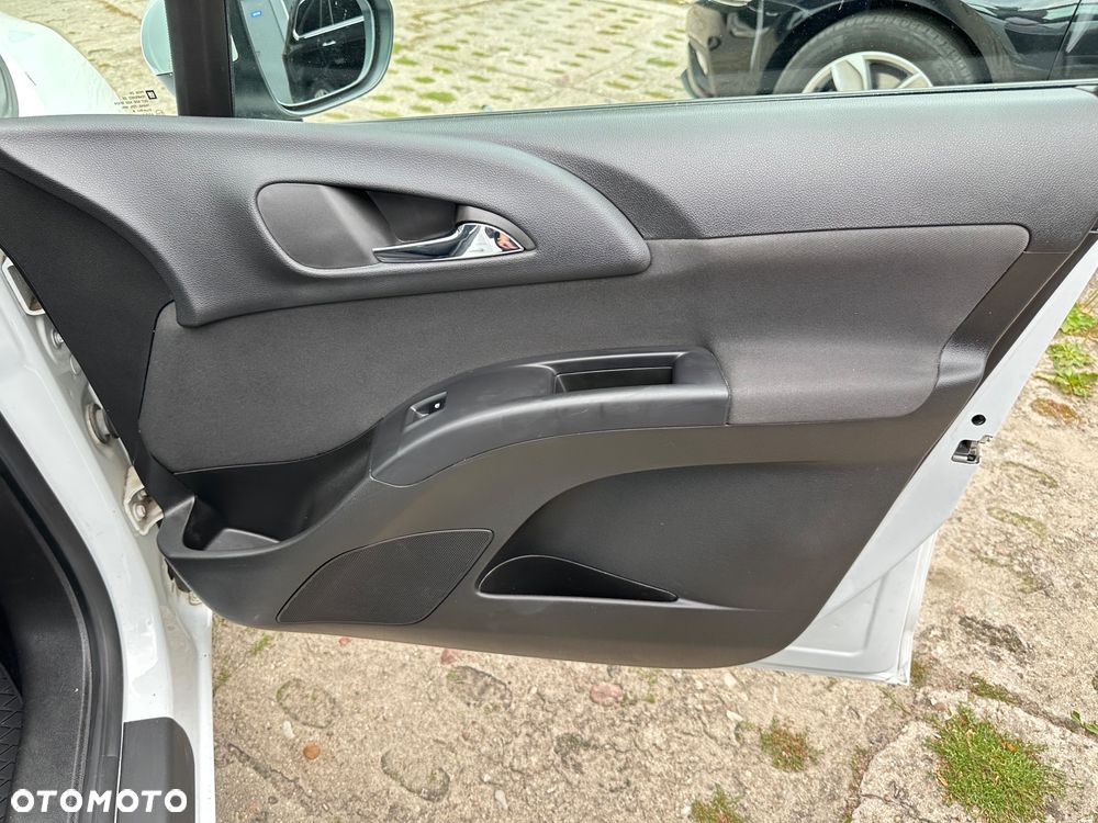 Opel Meriva 1.4 Color Edition - 22
