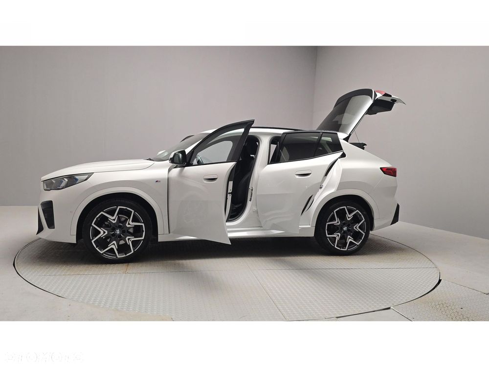 BMW X2 - 10