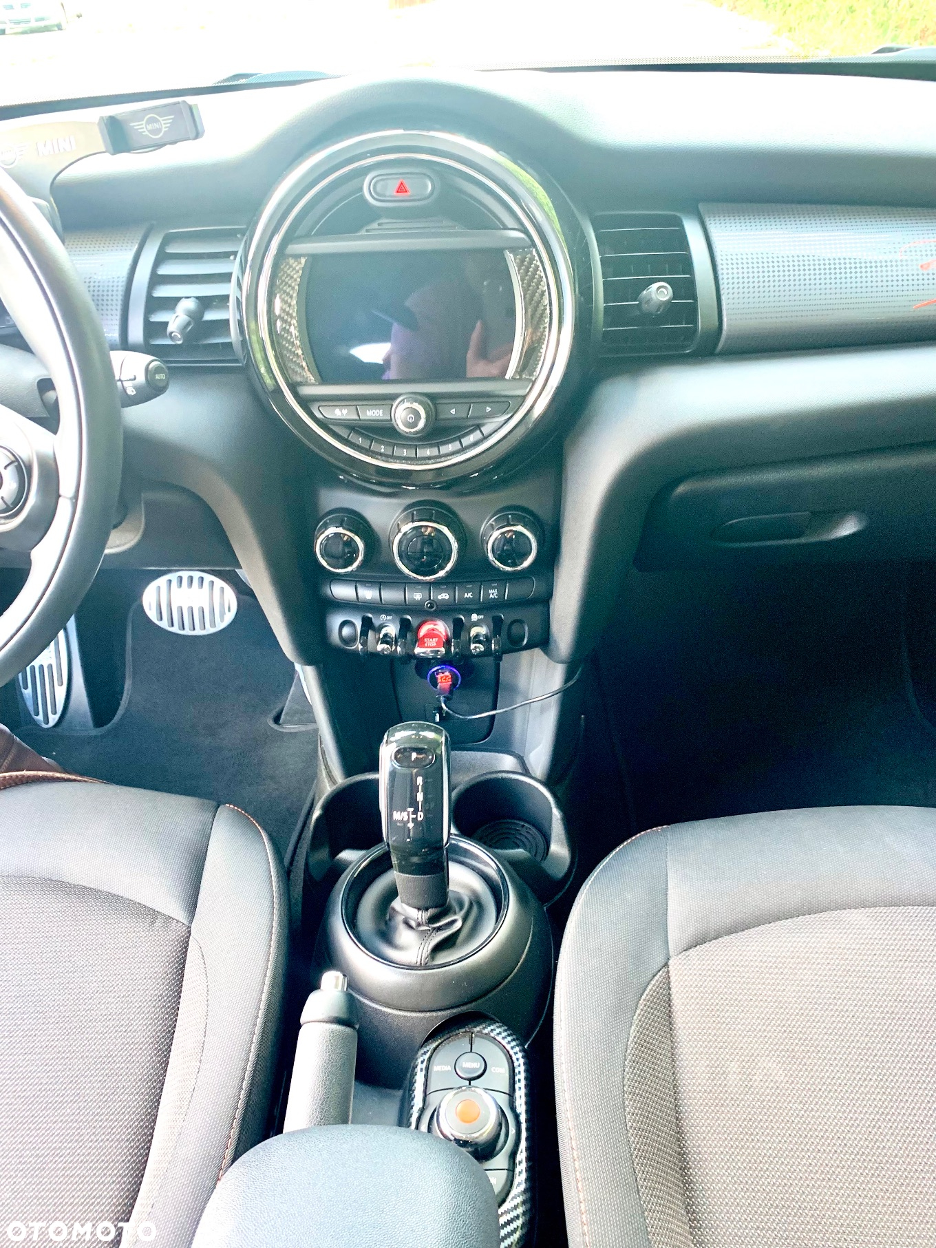 MINI Cooper Standard - 12