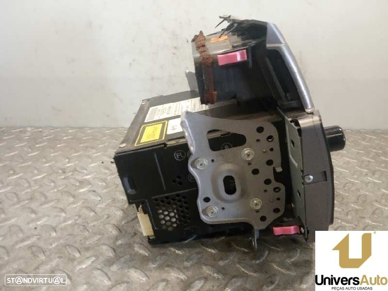 SISTEMA AUDIO / RADIO CD TOYOTA YARIS 2009 -861200D490 - 3