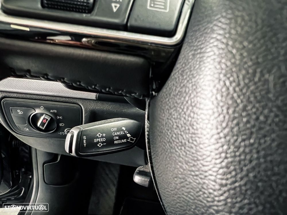 Audi A7 Sportback 3.0 TDI V6 S tronic - 17