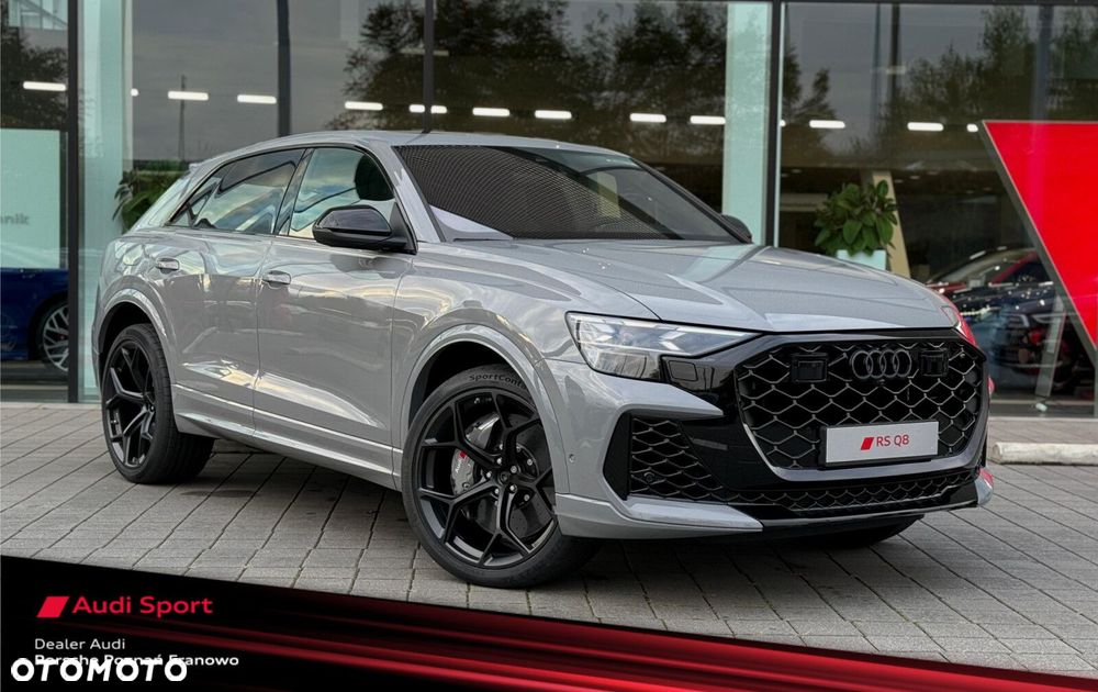 Audi RS Q8 - 1