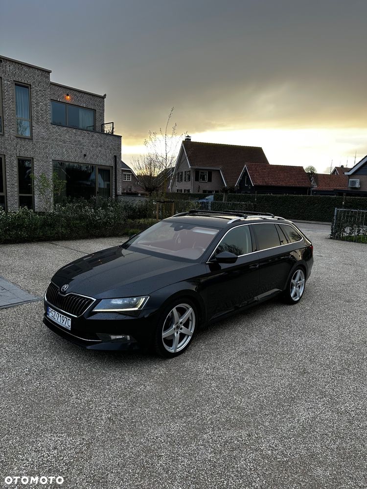 Skoda Superb 2.0 TDI L&K - 2