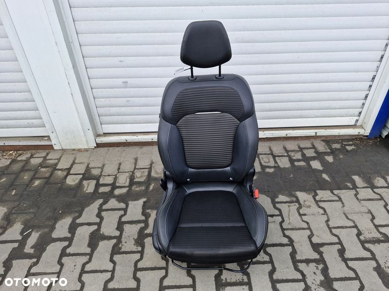 RENAULT SCENIC IV 4 FOTEL PASAŻERA PRAWY PRZÓD - 1