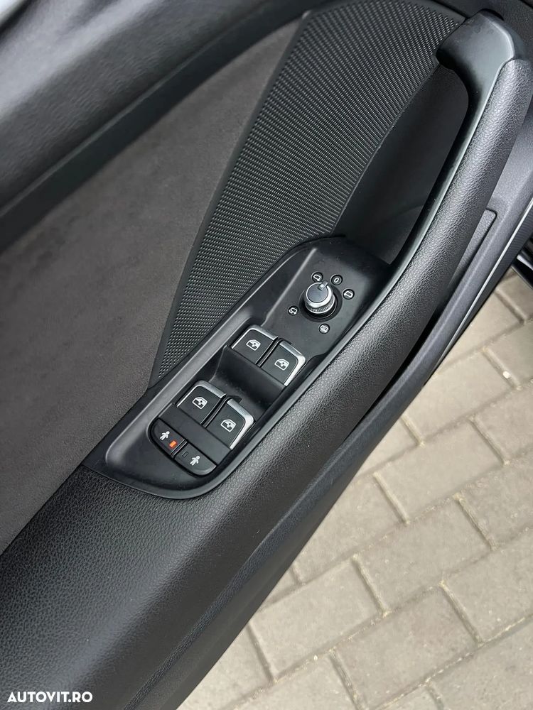 Audi A3 2.0 35 TDI S tronic quattro Sport - 10